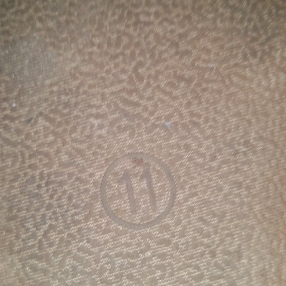 Mossimo Supply Co. leather sandals - Picture 4 of 4